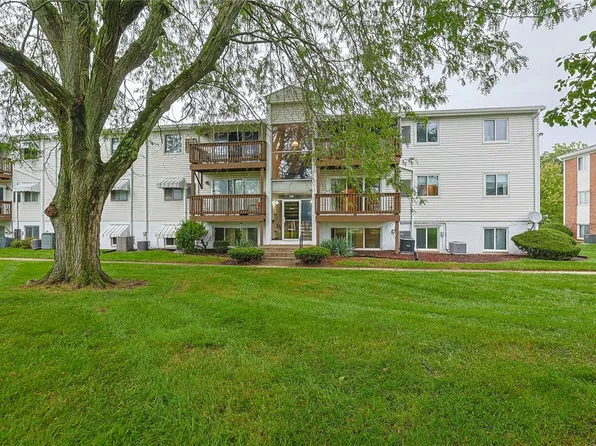 2260 Coach Dr APT D, Dayton, OH 45440