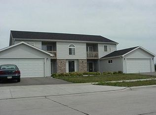 4454 Jacktar Rd APT D, Oshkosh, WI 54901