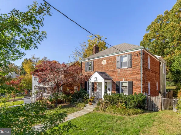 2971 McKinley St NW, Washington, DC 20015