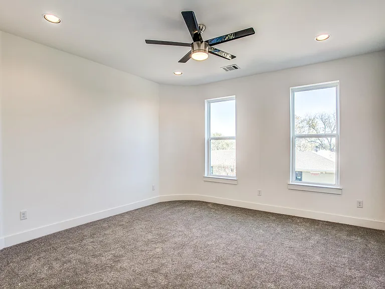 4632 Virginia Ave — Photo 8