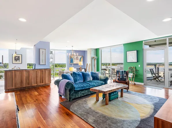 601 Rosemary St #804, Chapel Hill, NC 27516