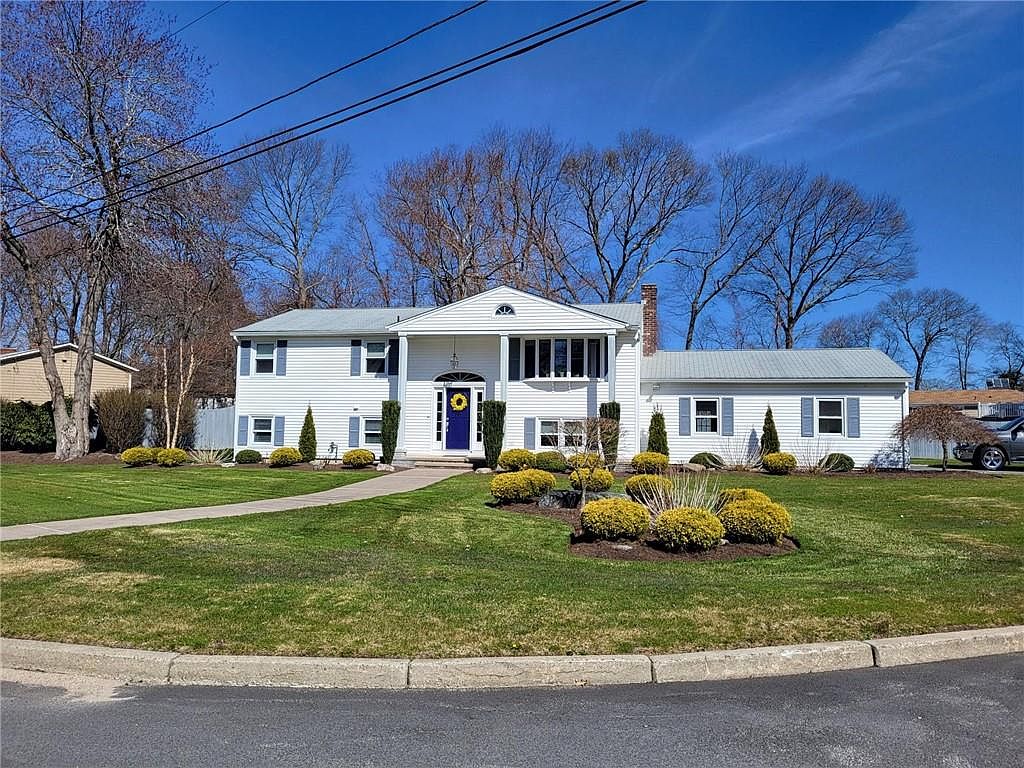 18 Quail Rd 18 Quaker Rd, Johnston, RI 02919 | Zillow