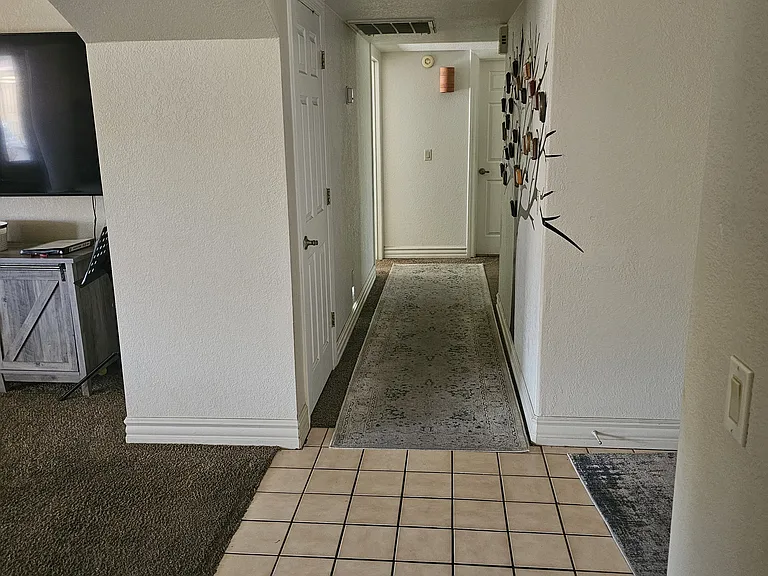9907 E Del Monte Ave — Photo 12