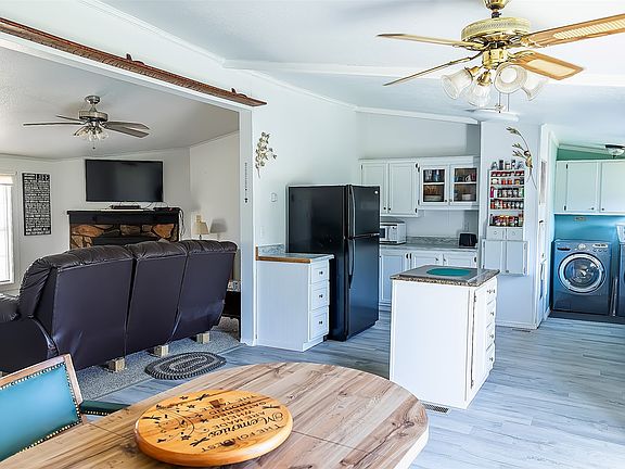 4th image of 2448 County Road 2125