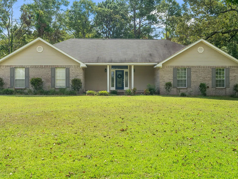 330 Boggy Hollow Rd