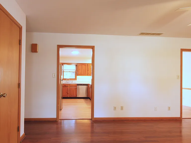 7666 Gourley Ln — Photo 5