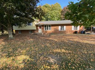 2135 S New Lothrop Rd, Lennon, MI 48449