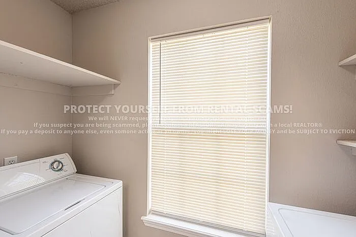 3085 W Woodridge Dr — Photo 13