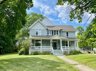 209 State St, Marinette, WI 54143