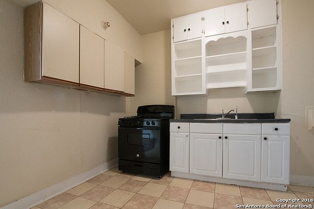 1st image of 1409 W Woodlawn Ave APT 3