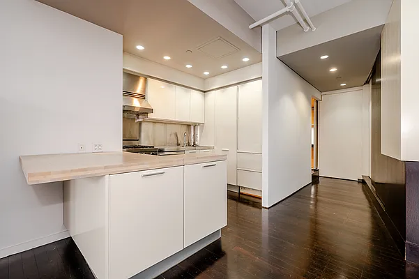 Rented by Compass | media 13