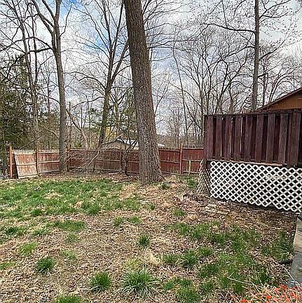 4th image of 5 Oakwood Ave