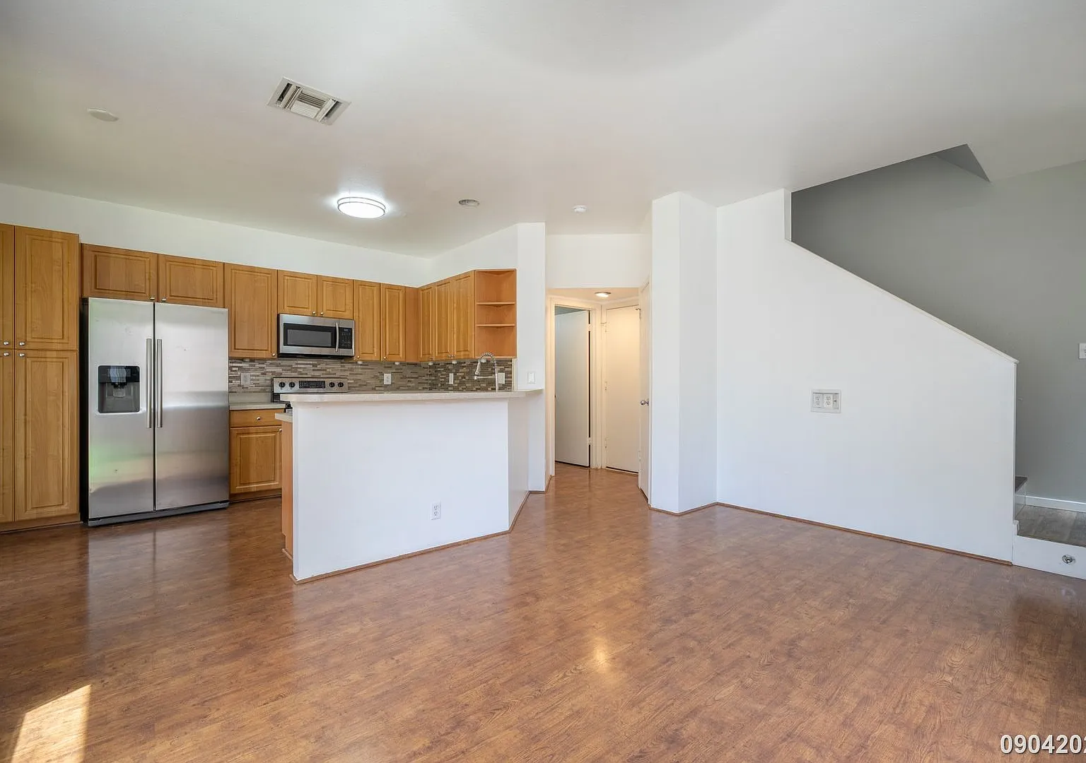 $3,795 / 3BR 2.5BA 3 Parking Updated Home in Montecito | Available Now! — Photo 3