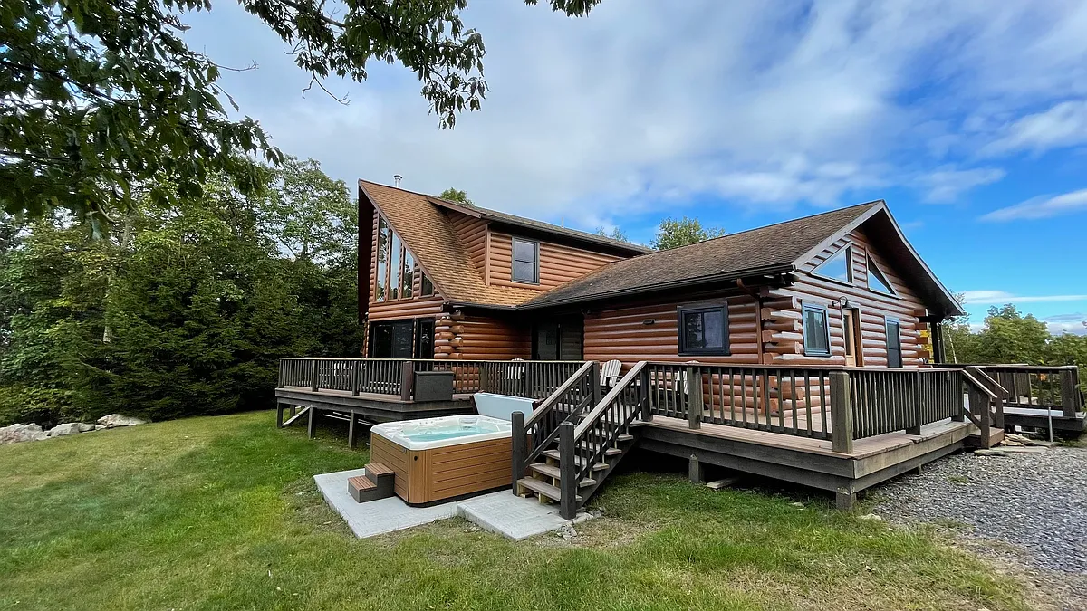 Building Photo - Conyngham Crest Dr