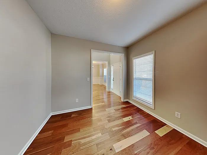 486 Astoria Way — Photo 9