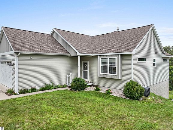 3rd image of 4812 Kodiak Dr