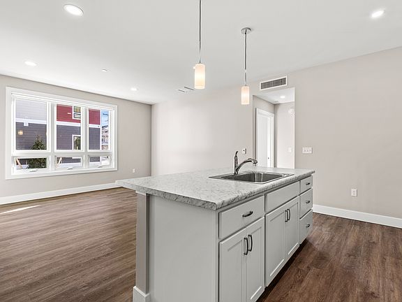 4th image of 12 School St #201