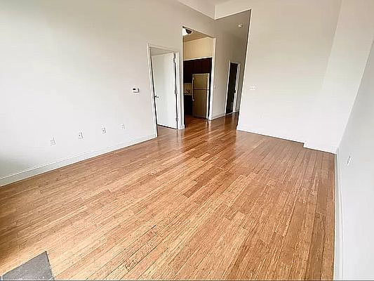 3rd image of 19-73 38th St #4EF