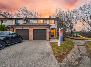 27 Dawson Cres #27, Brampton, ON L6V 3M5