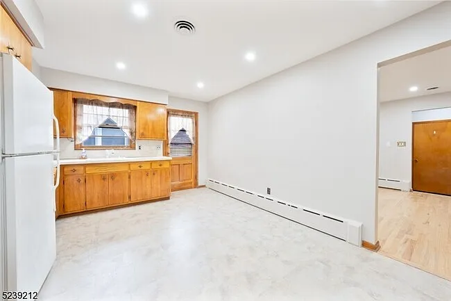 11 Princeton Rd — Photo 23