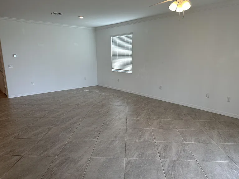 14510 Cantabria Dr — Photo 4