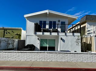 207 Colton St #A, Newport Beach, CA 92663