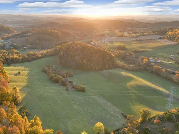 2395 Babbs Mill Rd, Afton, TN 37616