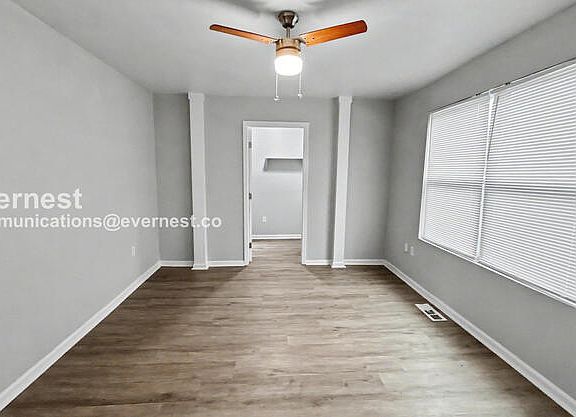 4th image of 1368 Alverado Way