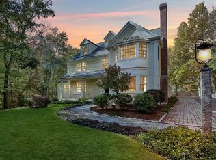 92 Mill Brook Ave, Walpole, MA 02081