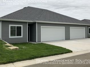 3502 SE Alamar Rd, Topeka, KS 66605