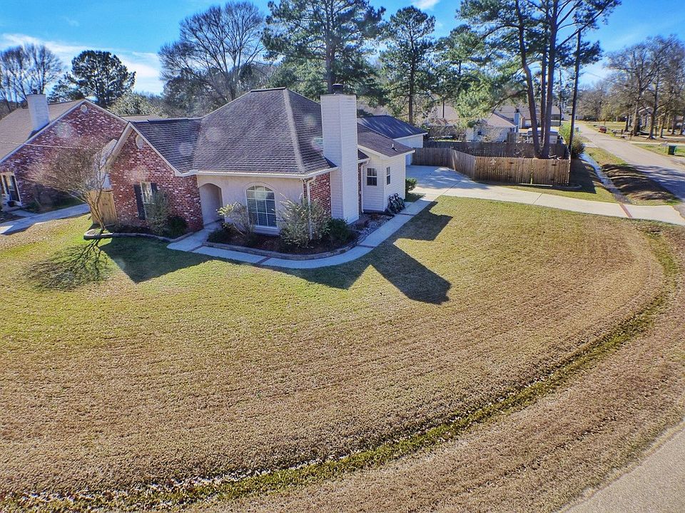 1st image of 28901 Brett Dr