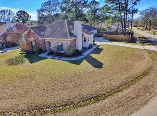 28901 Brett Dr, Walker, LA 70785