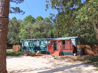 9028 Larker Woods Dr, Navarre, FL 32566