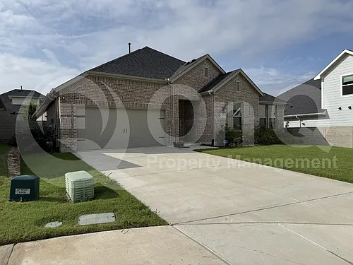 2950 Frederick Dr Photo 1