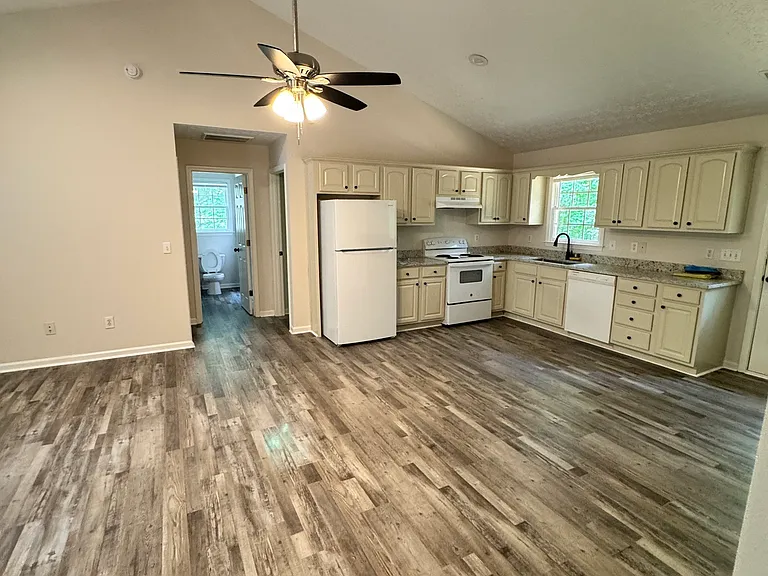 39 Royal Oaks Ln — Photo 7