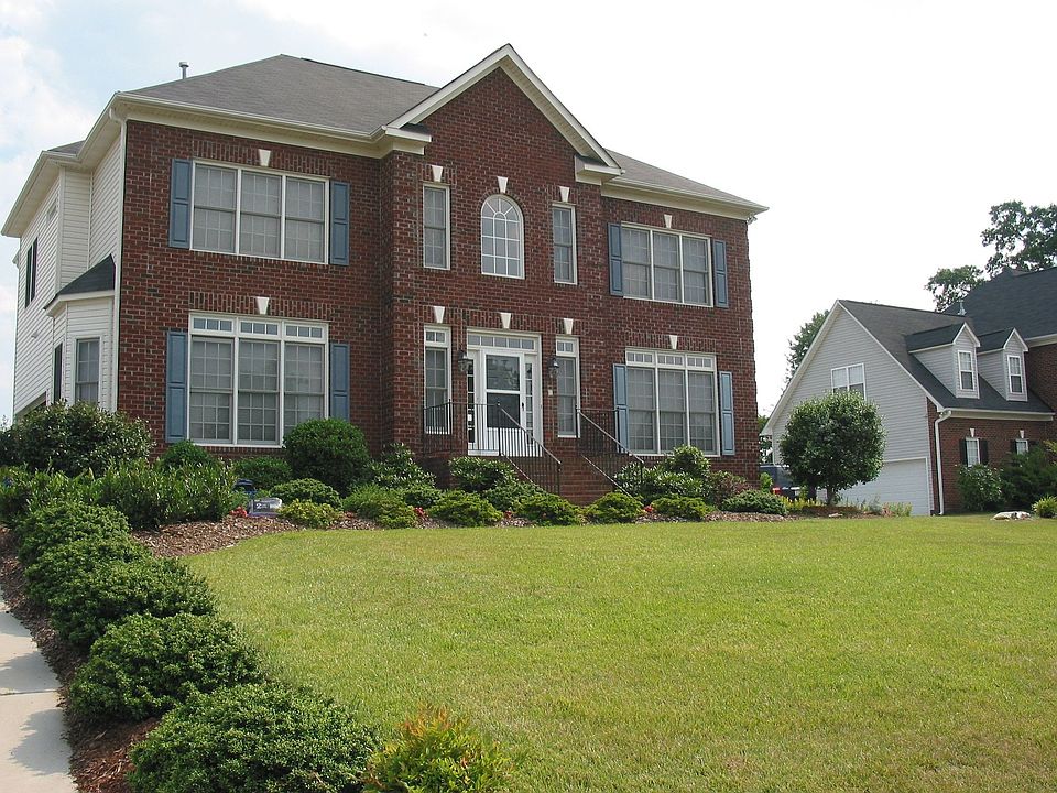 Gorgeous brick front