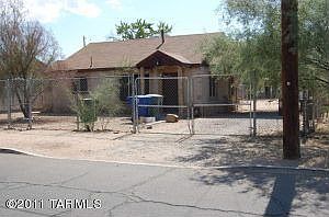 2nd image of 2907 N Geronimo Ave