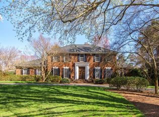 2755 Old Town Club Rd, Winston Salem, NC 27106