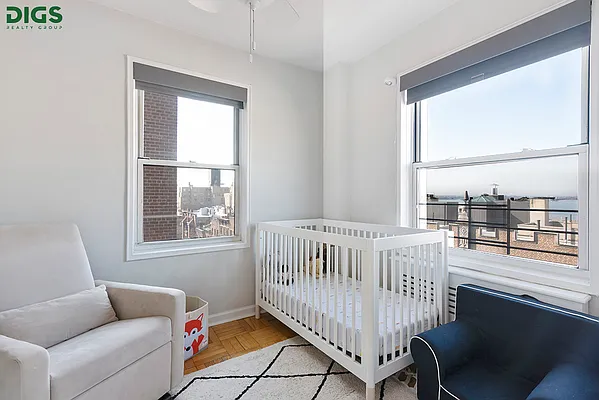 Sold by Digs Realty Group | media 4