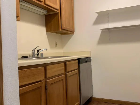 3747 S 35th St, Milwaukee, WI 53221