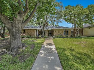 4020 Flintridge Dr, Irving, TX 75038