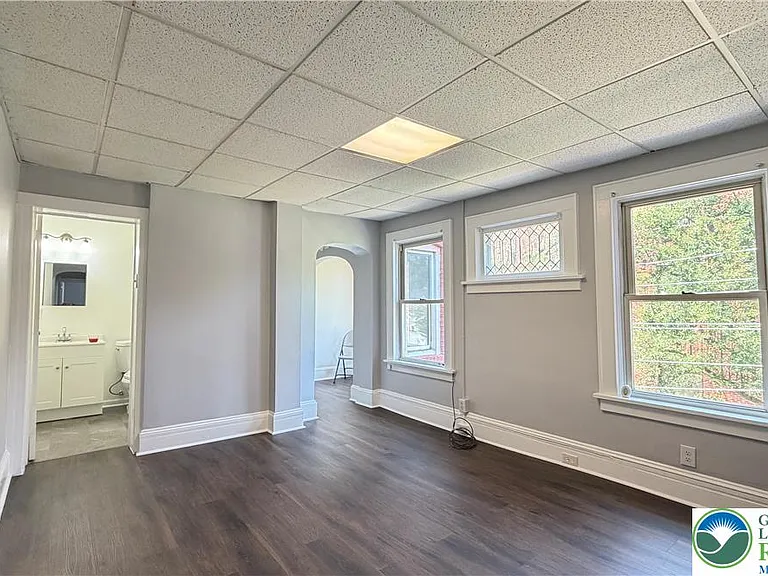 156 Hanover St #156B — Photo 7
