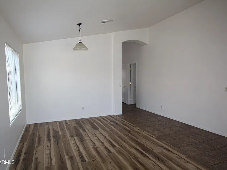 25735 W Elwood St — Photo 3