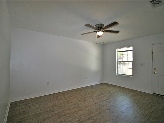 5th image of 538 Brock Ave
