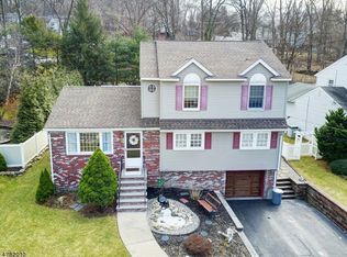 658 Ramapo Valley Rd, Oakland, NJ 07436