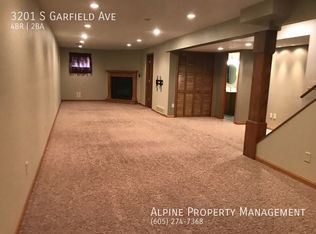 3201 S Garfield Ave, Sioux Falls, SD 57105