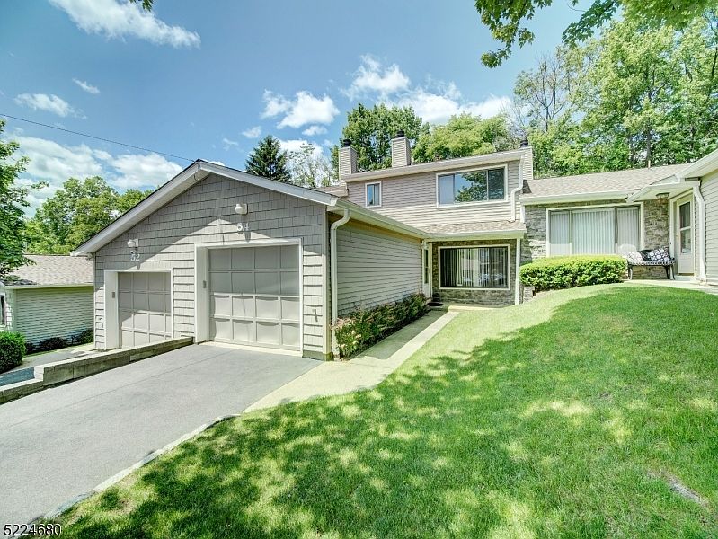 1st image of 54 Glenview Dr