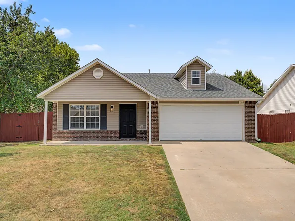 1103 S Nelson Dr, Fayetteville, AR 72701