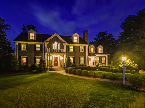 3rd image of 241 Woodland Rd