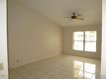 2nd image of 86 Via De Casas Norte